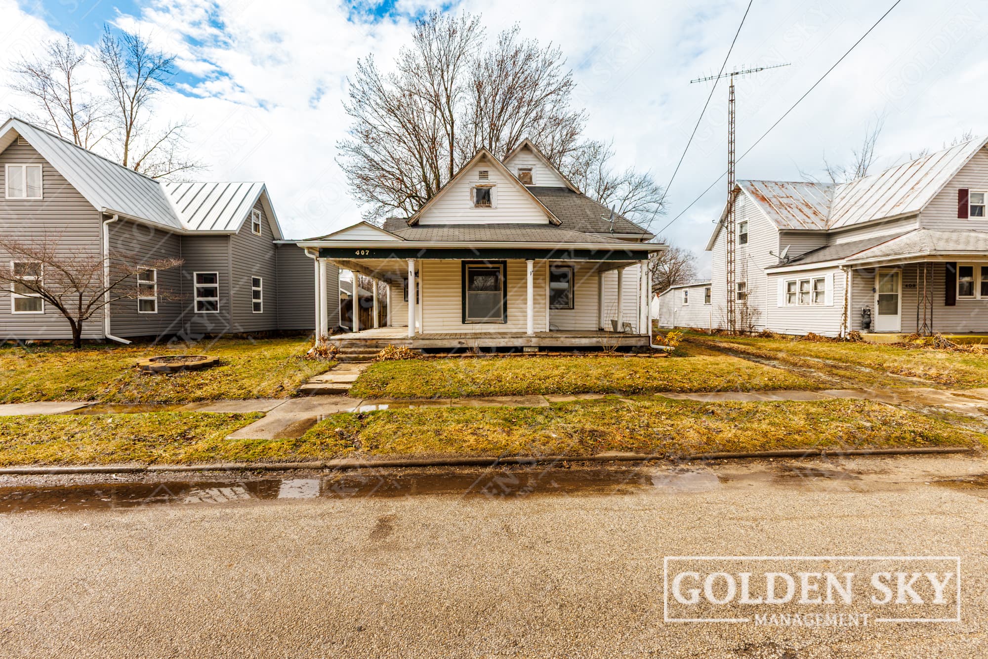 Rental property at 407 North Plum Street, Farmland