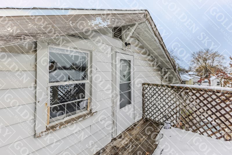 Rental property at 219 West Memorial Drive, Muncie