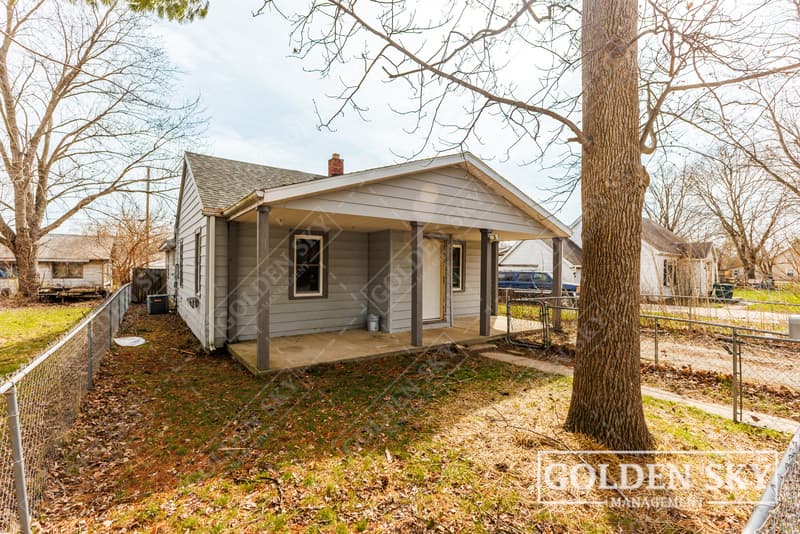 Rental property at 2904 South Pershing Drive, Muncie