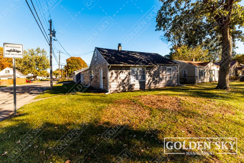Rental property at 2200 South Vine Street, Muncie