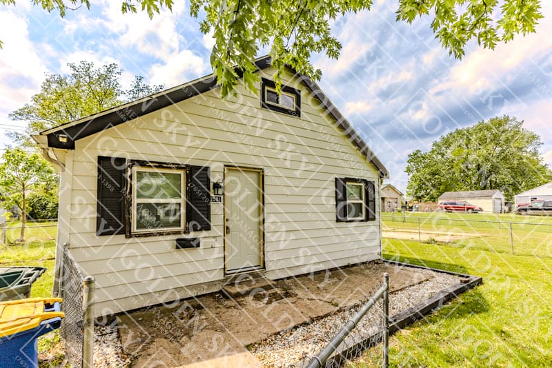 Rental property at 2501 North Buckles Street, Muncie